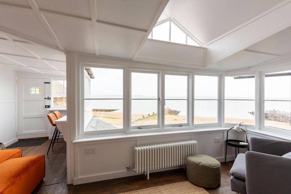 Stag Cottage, Sea Wall Уитстабл Экстерьер фото